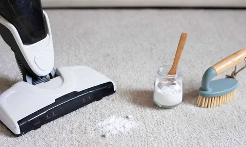 Vacuum with Baking Soda