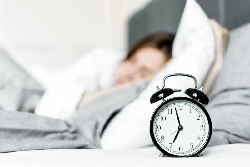 Wake Up 30 Minutes Earlier (But Go to Bed Earlier Too)